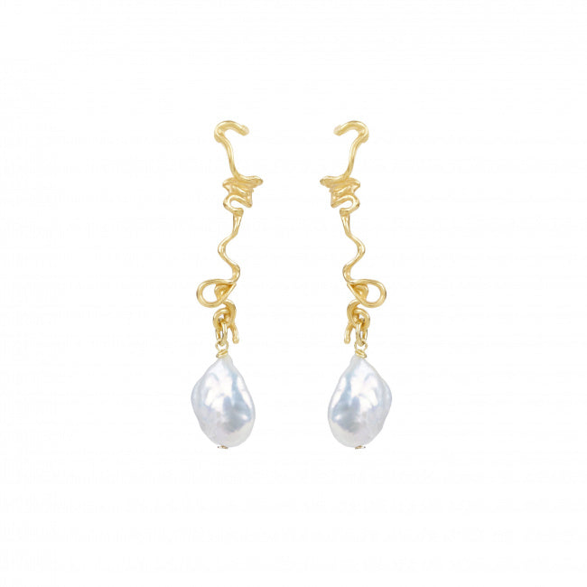 Hebe Pearl Earrings